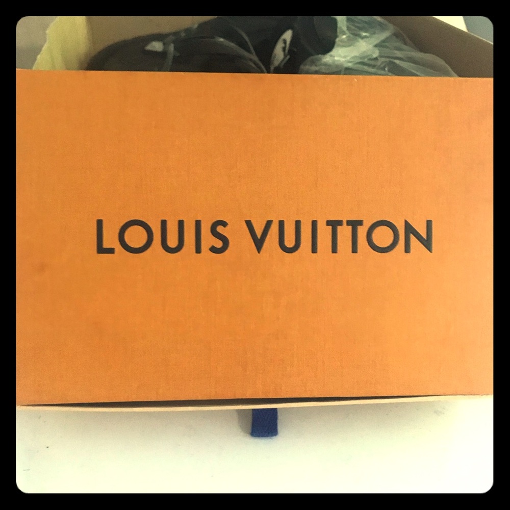 Authentic Louis Vuitton belt
